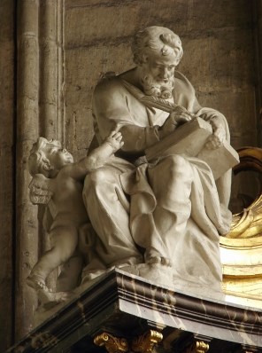 성 마태오 복음사가_photo by Vassil_in the side chapel of St Joseph in Amiens Cathedral_France.jpg